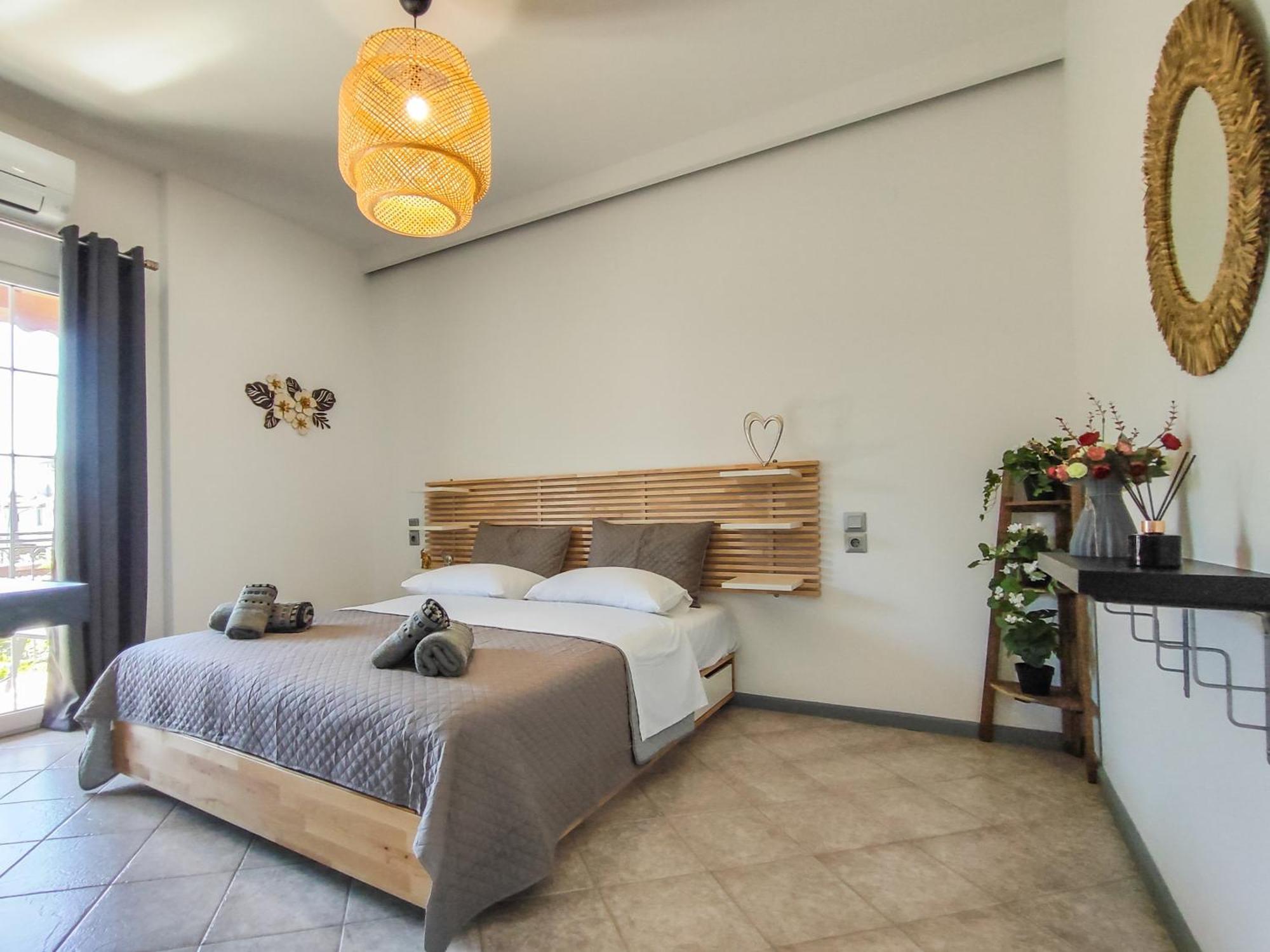Athos Apartment Skiathos Town